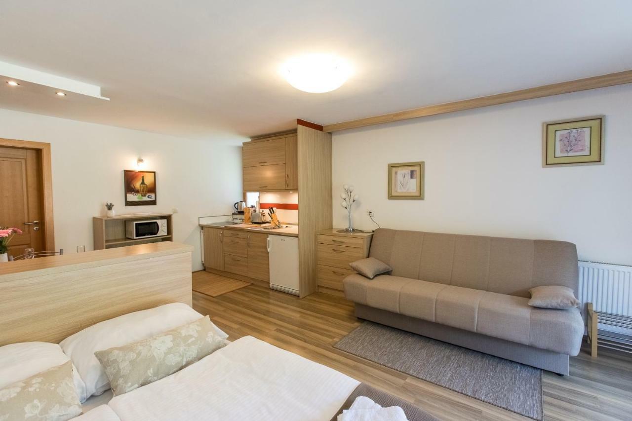 Apartment Natur Блед Екстериор снимка